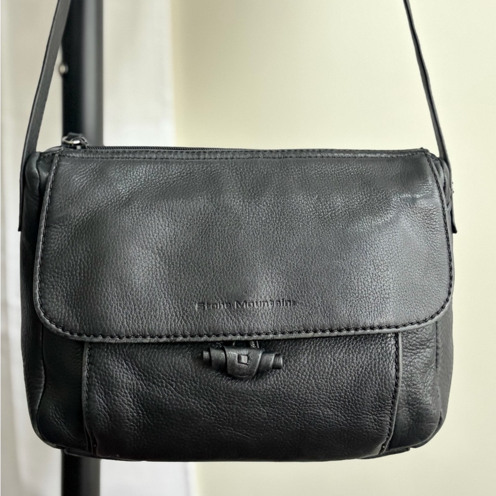 Vintage Stone Mountain Black Pebbled Leather Crossbody Bag